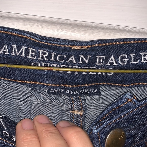 Woman’s American Eagle Jeggings - Picture 3 of 7